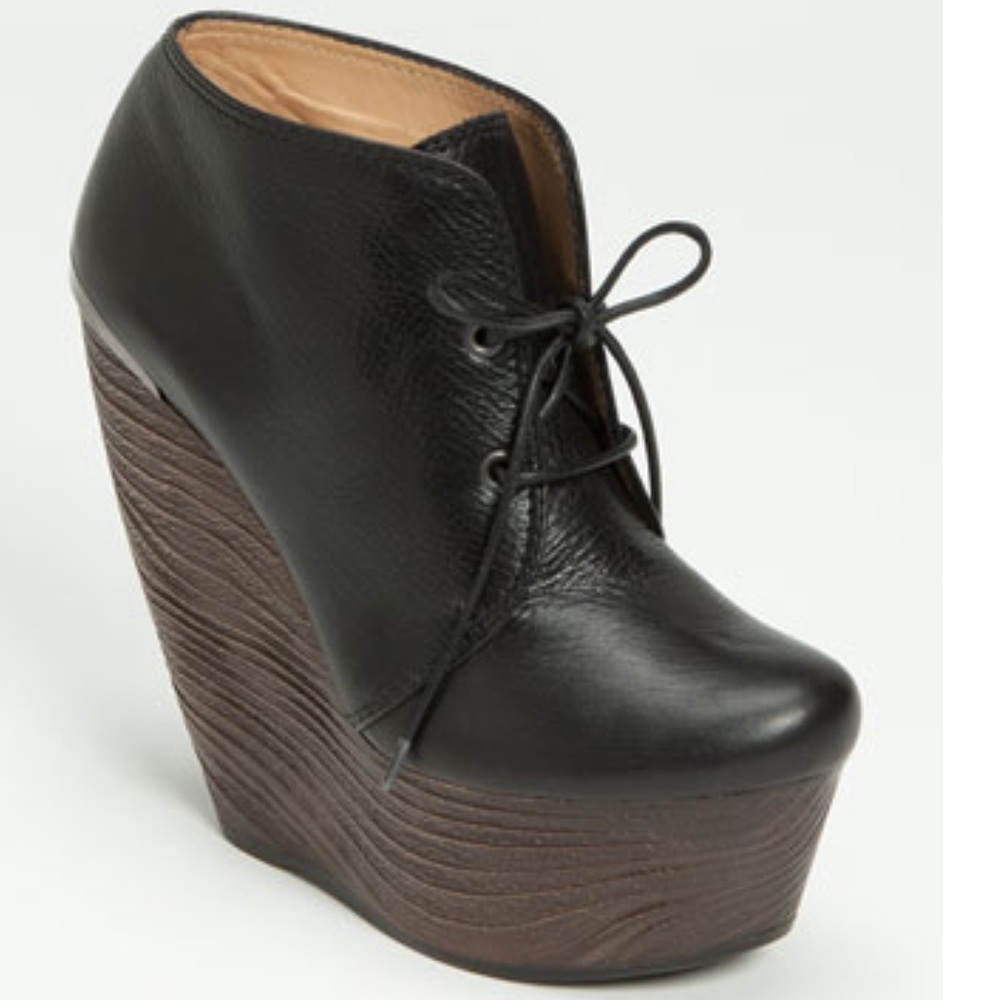 Lanvin Hiver 2012 Leather Ankle Boots Black Lace Up Platform Wedge